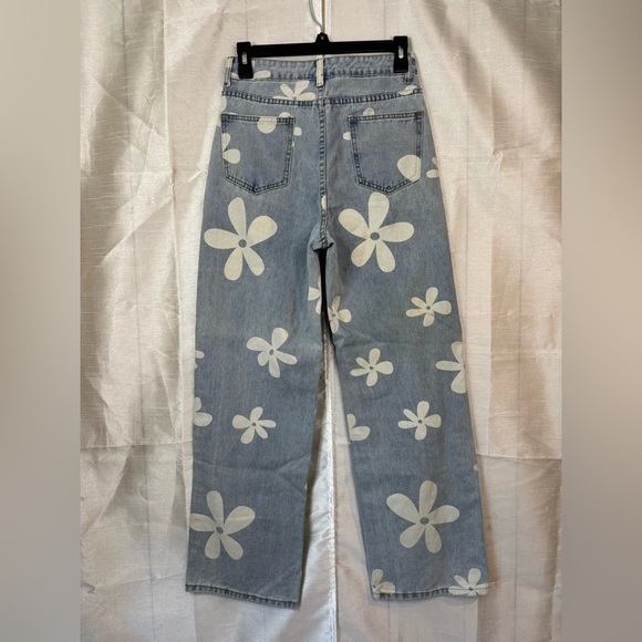 SHEIN Blue and White Straight Leg Floral Jeans - Picture 2 of 6